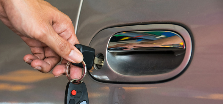Car door lock repair in Rancho Palos Verdes